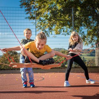Team Spirit Erzi 44375 | juego cooperativo de equilibrio con cuerdas (5+)