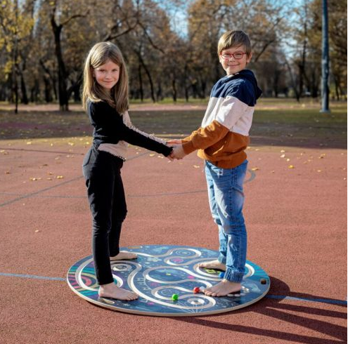 Team Disc : disco XXL de equilibrio cooperativo con bolas (3+)