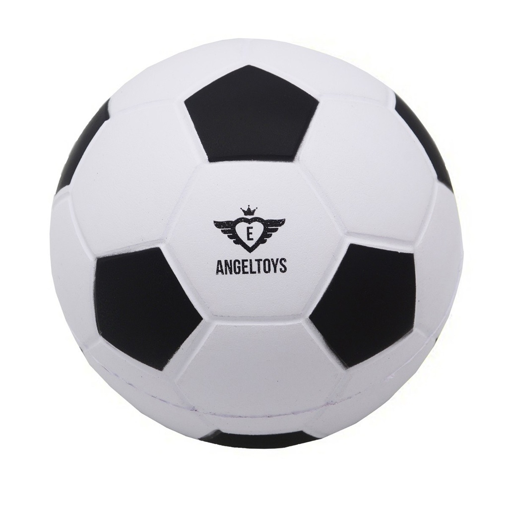Pilota de futbol d'escuma blanca i negra